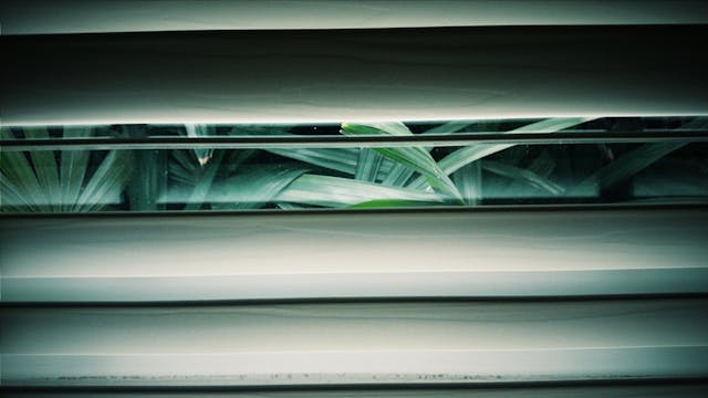 Proteggersi dal caldo d’estate e dal freddo d’inverno in casa: buone norme e consigli da seguire